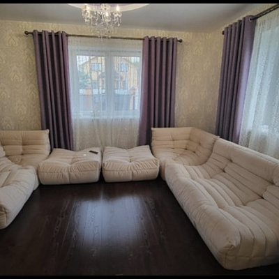 Фото нашей лаунж зоны в квартире. Диваны и кресла без каркаса. Реальный отзыв покупателя с оценкой 5 звезд.